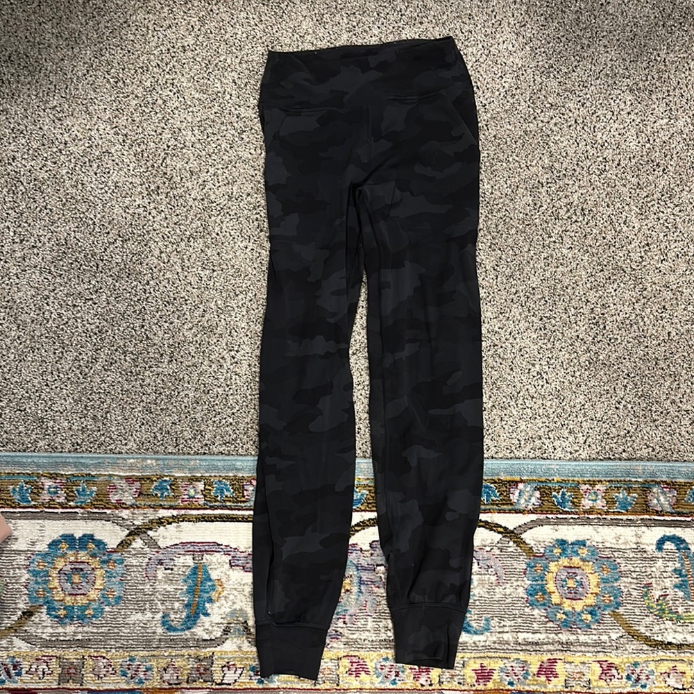 Lululemon Black Camo Jogger Leggings